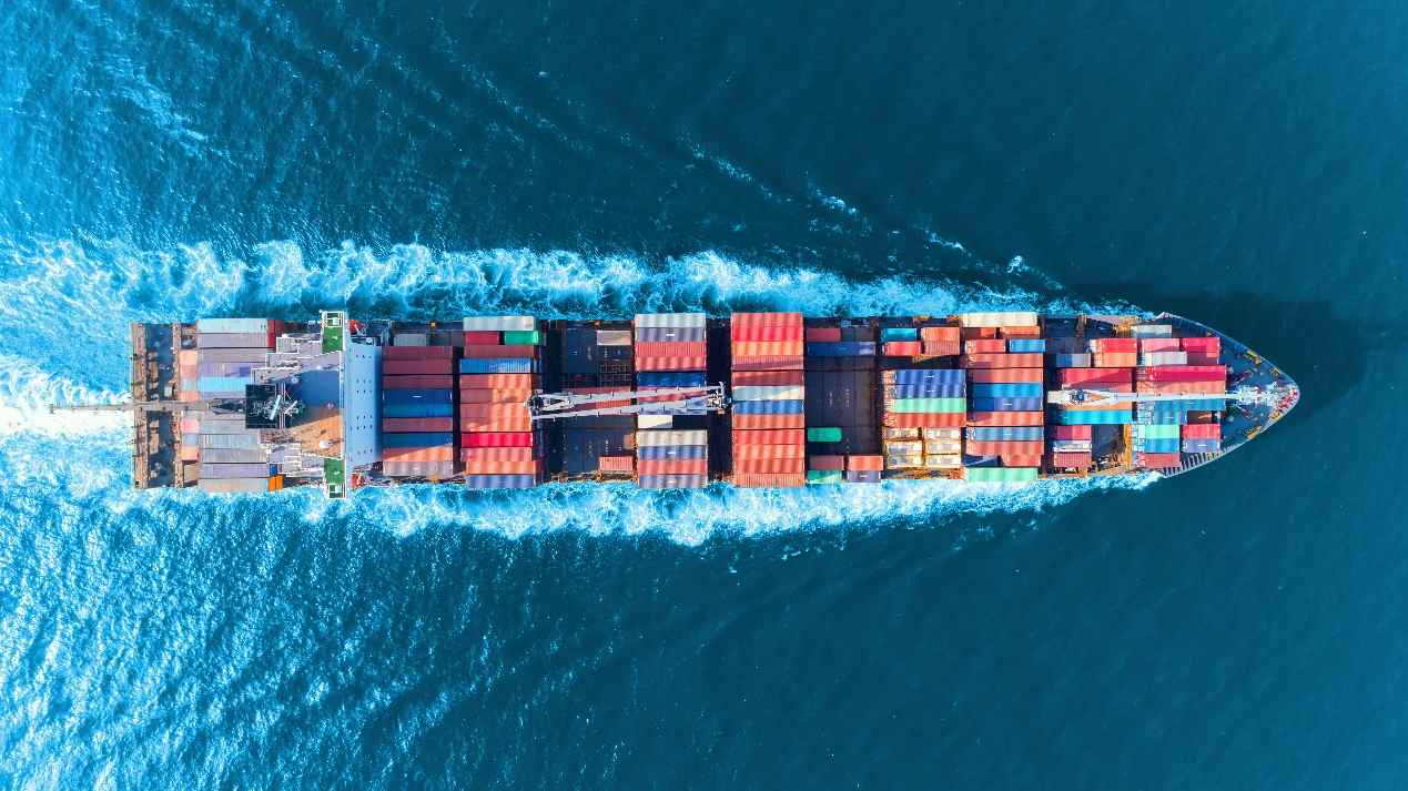 Containertransport von China in die Schweiz